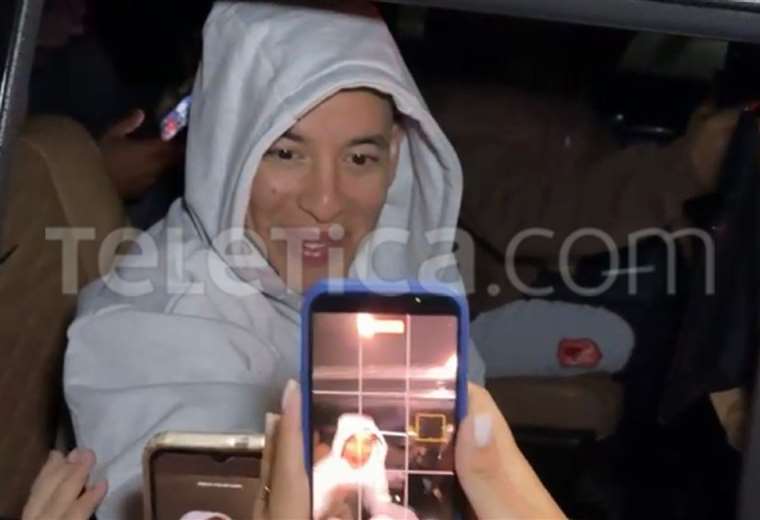 Video: Daddy Yankee llega a Costa Rica para compartir su testimonio de fe

 – Reporte Tico