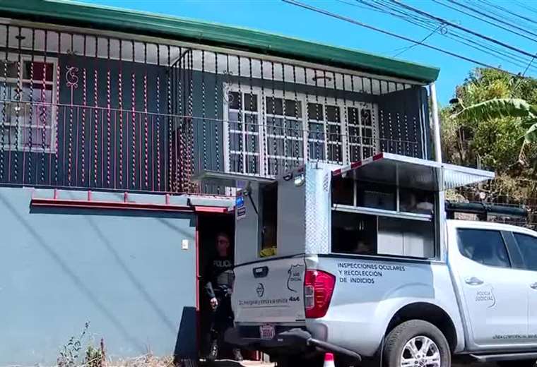 Femicidio en Palmares: madre deja atrás a una hija de 14 años y a un joven de 24

 – Reporte Tico