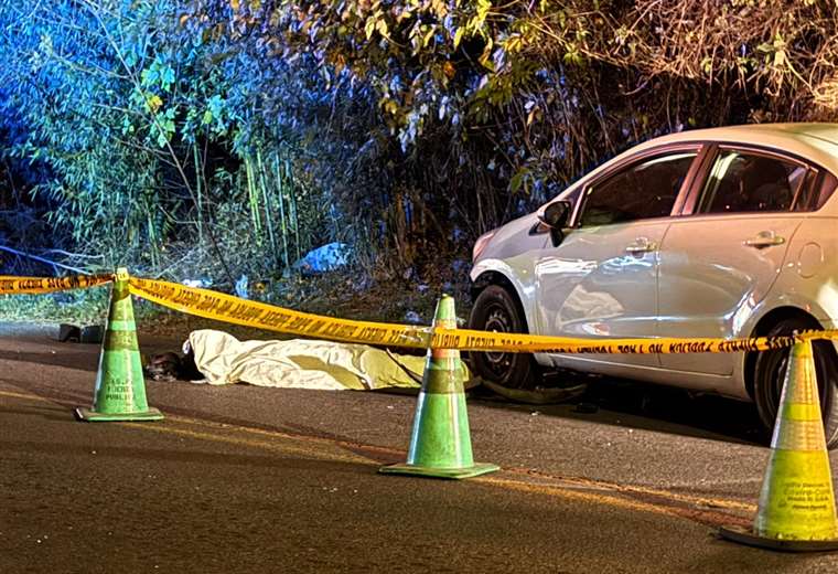 Motociclista patina y muere tras chocar contra un coche en Aserrí

 – Reporte Tico