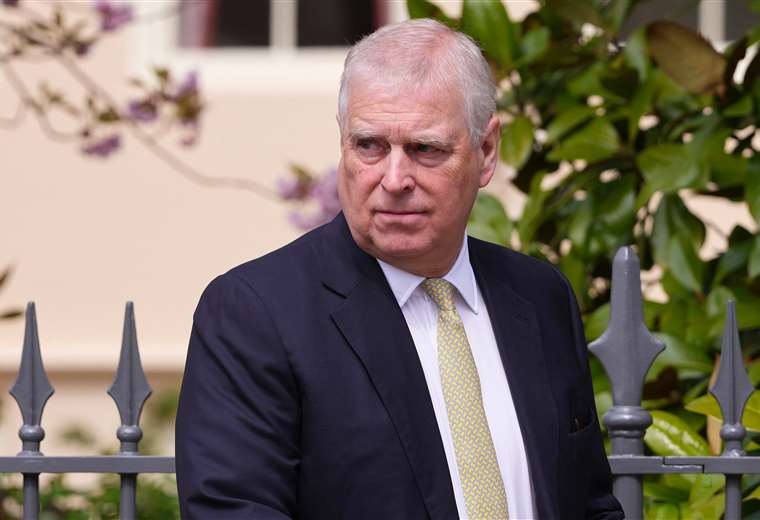 El ex príncipe Andrés abandona su residencia real en Windsor

 – Reporte Tico