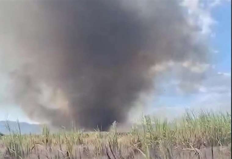 Tormenta de fuego sorprende a Carrillo de Guanacaste

 – Reporte Tico
