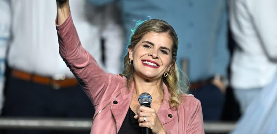 «No van a eludir la justicia»: Fernández advierte a funcionarios

 – Reporte Tico