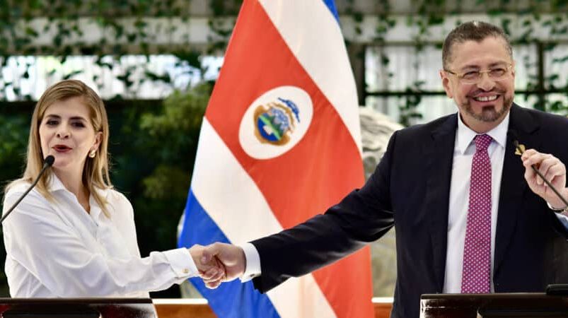 Rodrigo Chaves aún no aceptó un cargo en el gobierno de Laura Fernández

 – Reporte Tico