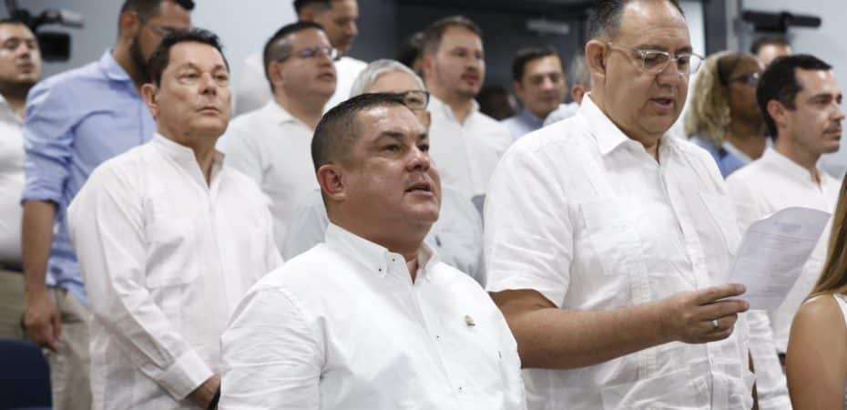 ¿Las disidencias del PLN y el PUSC buscan un puesto en el gobierno de Laura Fernández?

 – Reporte Tico