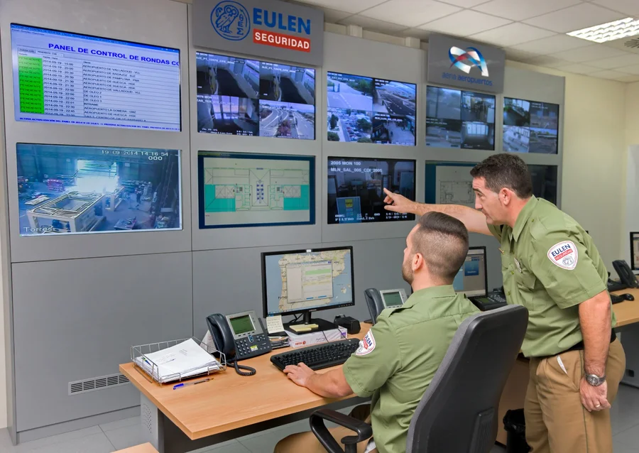 Cámaras, guardias y sistemas que no siempre previenen el crimen

 – Reporte Tico