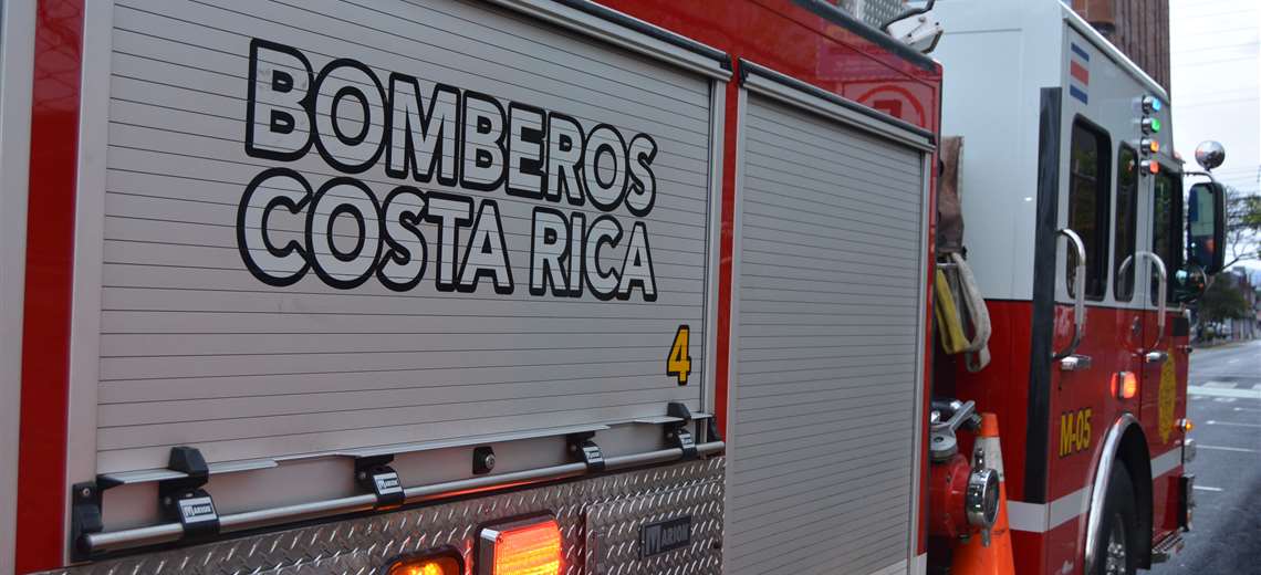 Explosión por fuga de gas causa daños en vivienda de Santa Ana

 – Reporte Tico