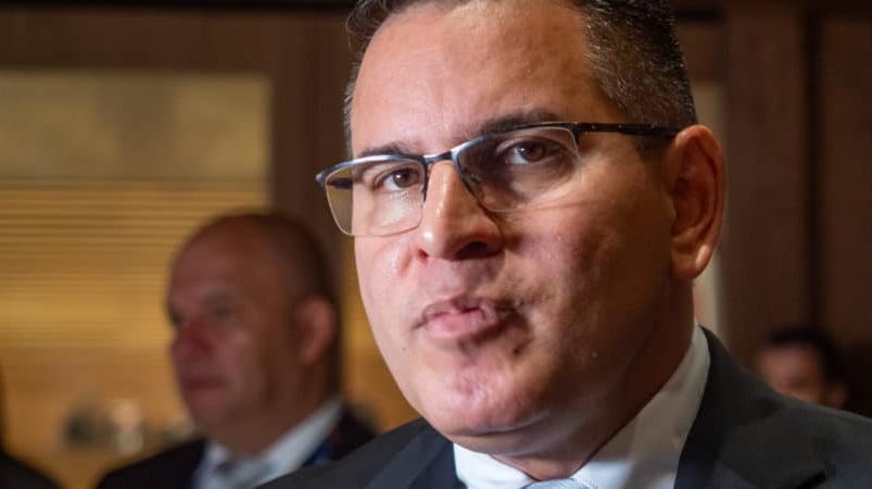 La comisión que investiga la denuncia contra Fabricio Alvarado ya recibió pruebas y se prepara para escuchar testimonios

 – Reporte Tico