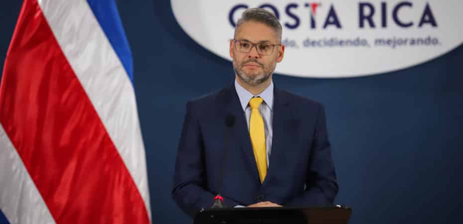 El Ministro de Educación explica su salida de la directiva del Teatro Nacional

 – Reporte Tico