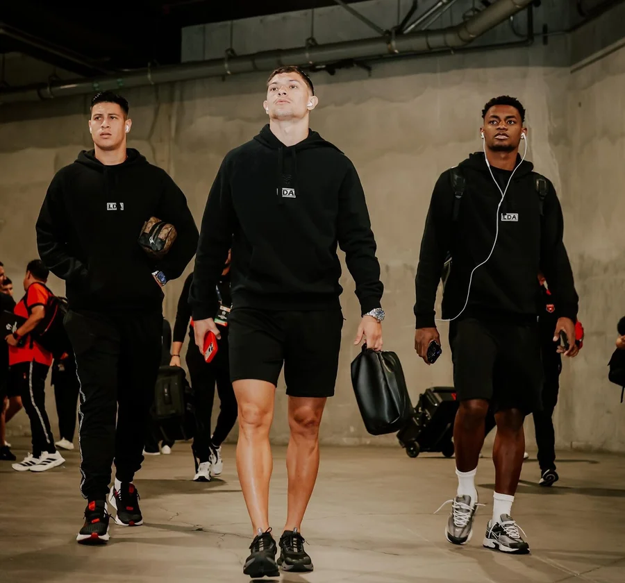 Óscar Ramírez se alinea como pocos esperaban

 – Reporte Tico