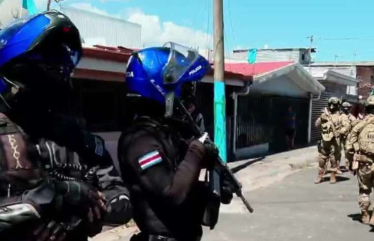 La banda ‘Los Lara’ ganaba hasta 1,6 millones de libras al día vendiendo ‘drogas bombas’

 – Reporte Tico