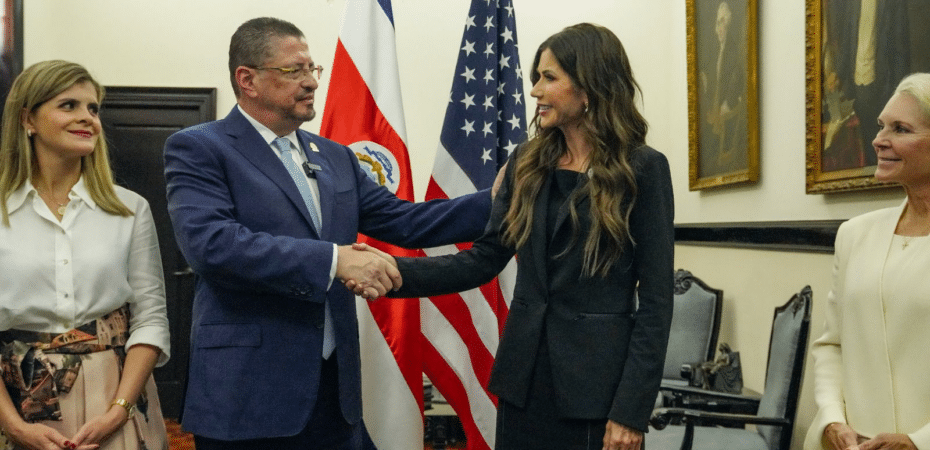 Kristi Noem en CR: su último trabajo como Ministra de Seguridad

 – Reporte Tico