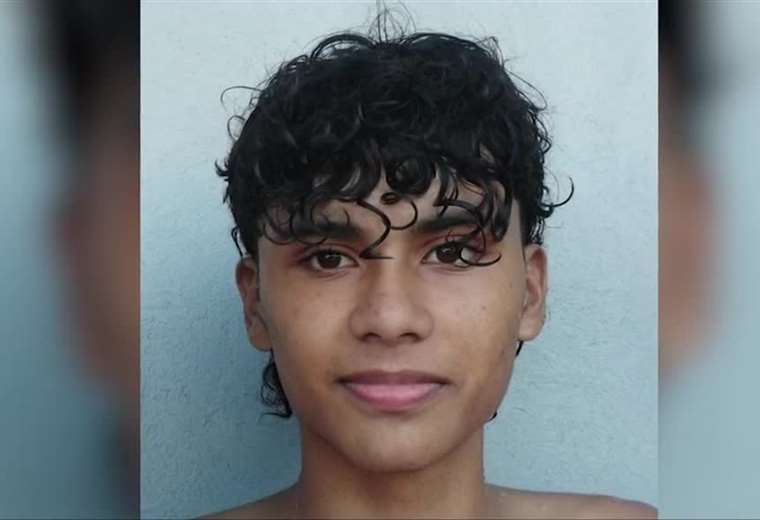 Primo de estudiante asesinado por compañero de clase: «Viajaban juntos al colegio»

 – Reporte Tico