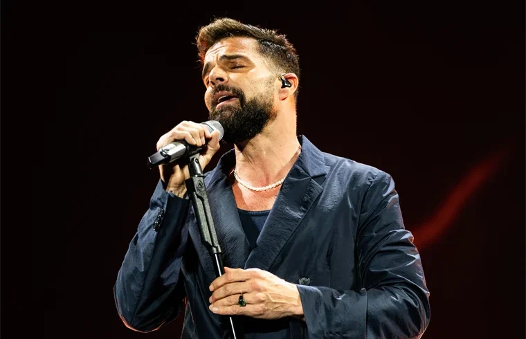 Ricky Martin reinventa “Vuelve” en cumbia con Tini y Los Ángeles Azules

 – Reporte Tico