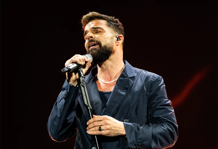 Ricky Martin reinventa “Vuelve” en cumbia con Tini y Los Ángeles Azules

 – Reporte Tico