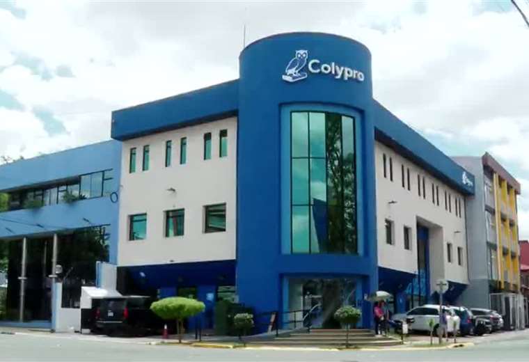 Tensiones en el sector educativo: Colypro denunciará a docentes y eurodiputado define categorías excluidas

 – Reporte Tico