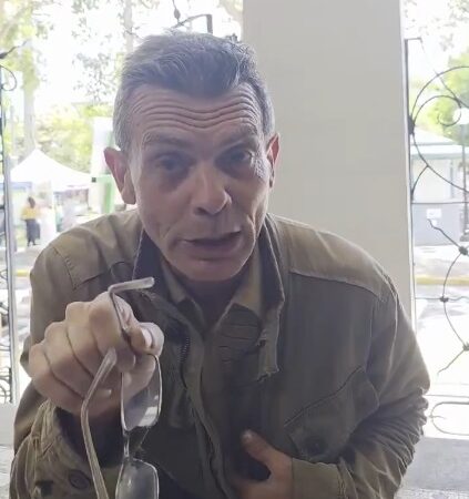 Diputado electo del Frente Amplio explica la situación de un familiar que se hace pasar por él y que amenaza e insulta a Rodrigo Chaves y Laura Fernández

 – Reporte Tico