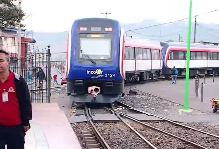 Tren eléctrico vuelve a generar dudas en la asamblea legislativa

 – Reporte Tico