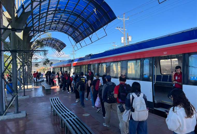 Incofer suspenderá rutas de trenes por riesgos en puentes y túneles ferroviarios

 – Reporte Tico
