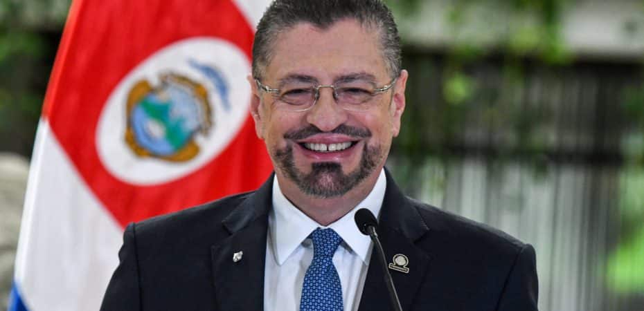 Chaves hizo una lista de sus arrepentimientos durante sus cuatro años como presidente de la república

 – Reporte Tico