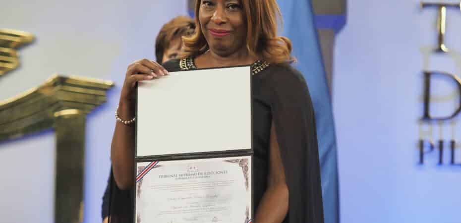 Pueblo Soberano Registro Legislativo 6 posiciones Yara Jiménez-  CR

 – Reporte Tico