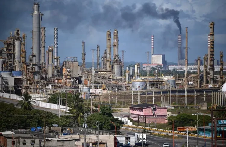 Exportaciones de Venezuela crecen y benefician a mercados: India lidera compras

 – Reporte Tico