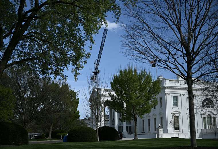 Juez ordena detener obras en el salón de baile de Trump en la Casa Blanca

 – Reporte Tico